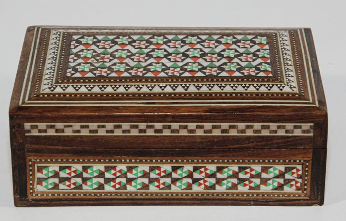 1940s Antique Fine Micro Mosaic Moorish Inlaid Decorative Box