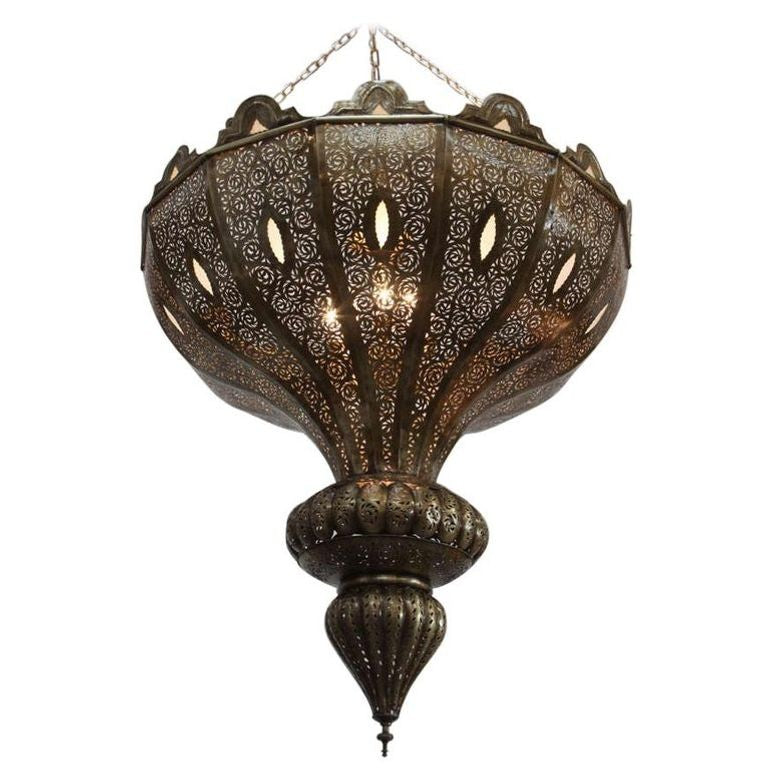 Large Vintage Brass Moroccan chandelier