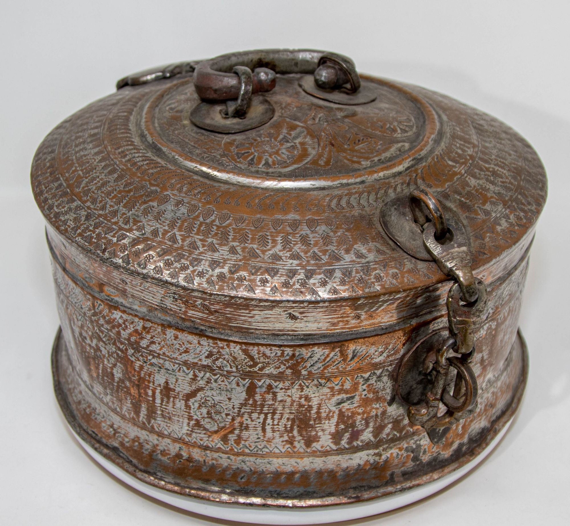 Antique South Asian Round Copper Bronze Box with Lid from India