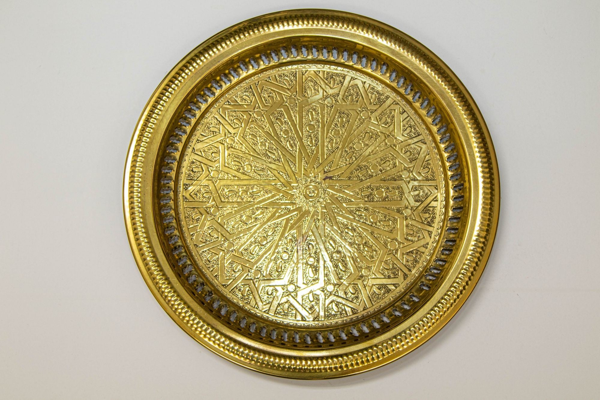 1940s Brass Moroccan Tray Hand Hammered Moorish Islamic Metalwork 13.5 in. D.