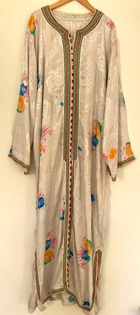 Vintage Moroccan Kaftan White Floral Design Circa 1970