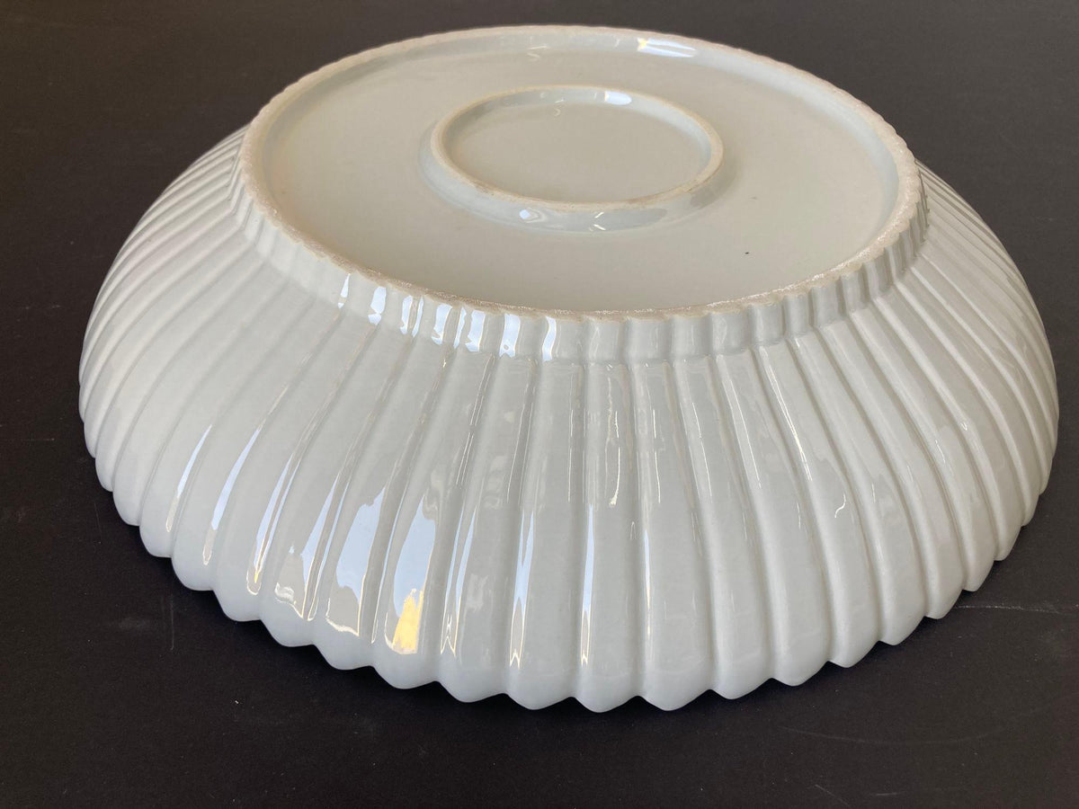 Chinese Asian White Ceramic Platter Bowl Scalloped Huge Heavy 17 in. D. — additional view 11