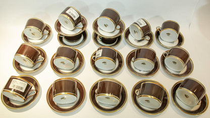 Richard Ginori Brown & Gold Trimmed Dinnerware Service Of 93 Pieces — detail view 11