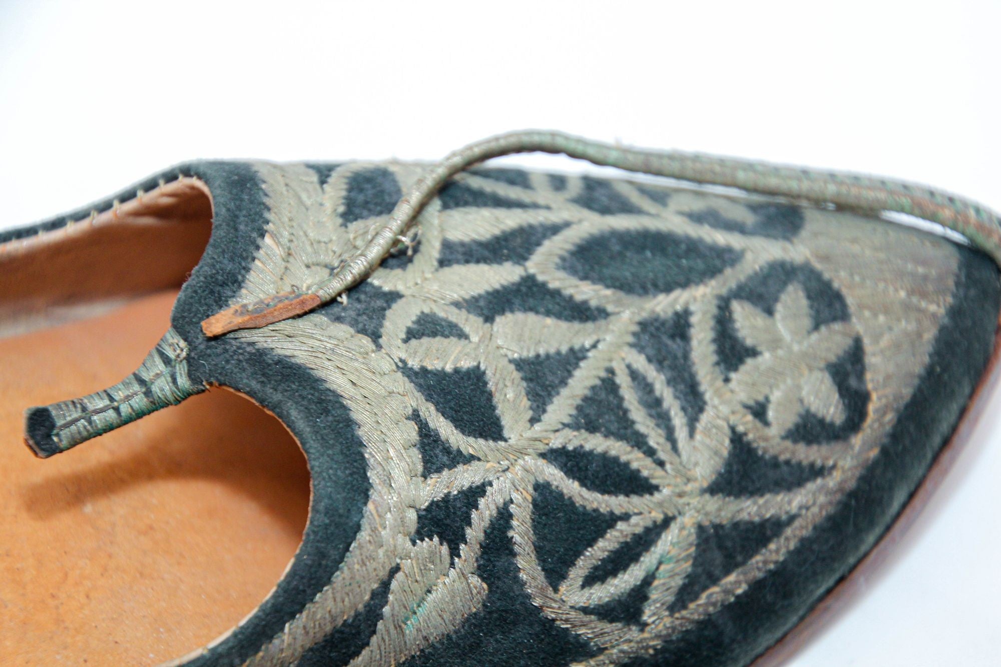 Moorish Mughal style Curled Toe Black Leather Shoes from Tony Duquette Estate