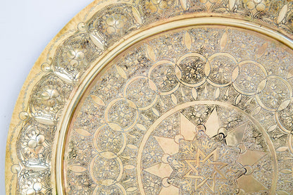 Antique Middle Eastern Round Brass Tray Islamic Moorish Style 23.5 in. Diameter