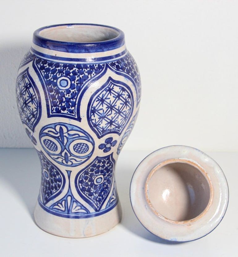 Moroccan Ceramic Blue and White Moorish Jar from Fez 1950s