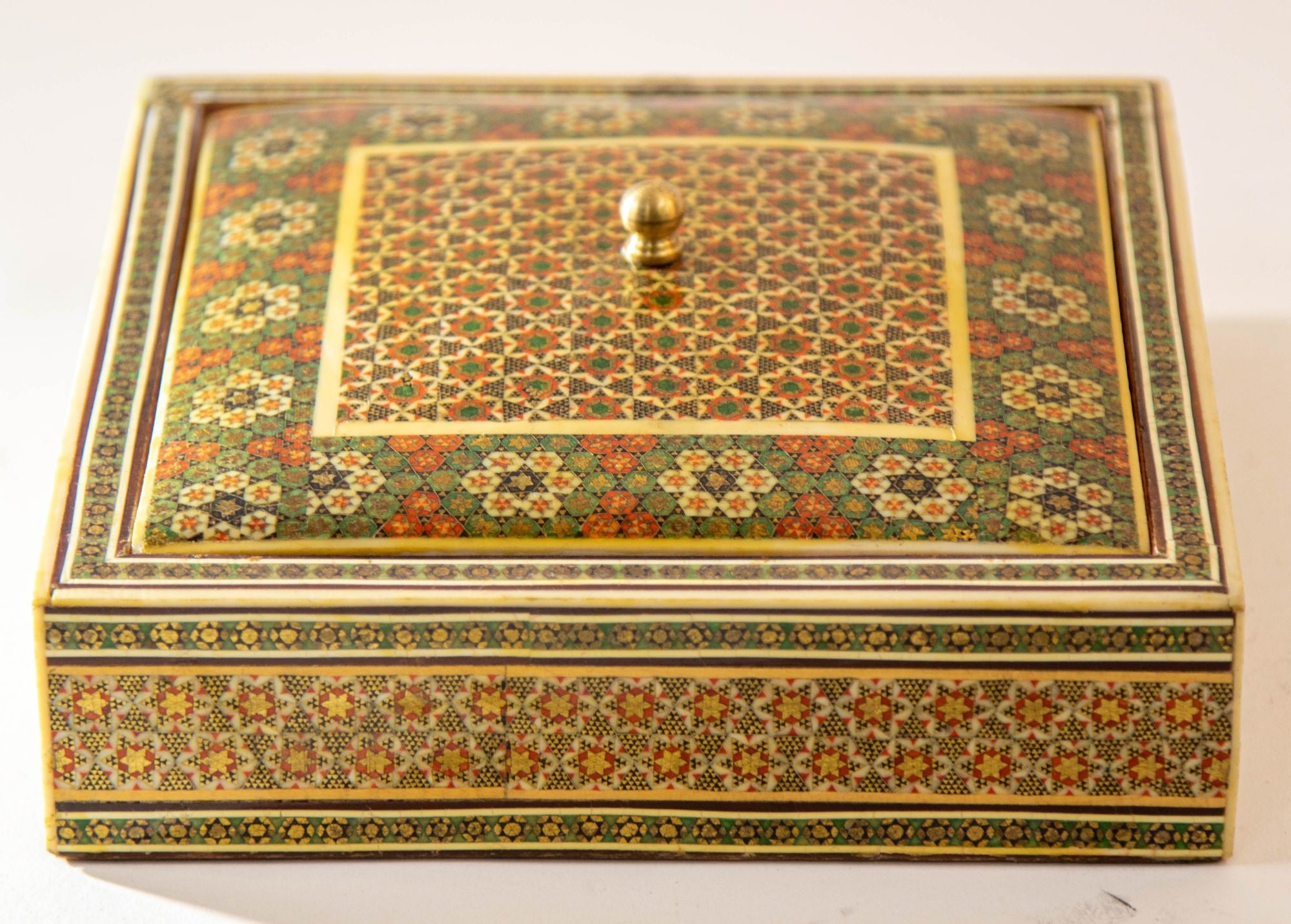 1950s Anglo Indian Micro Sadeli Mosaic Inlaid Jewelry Box