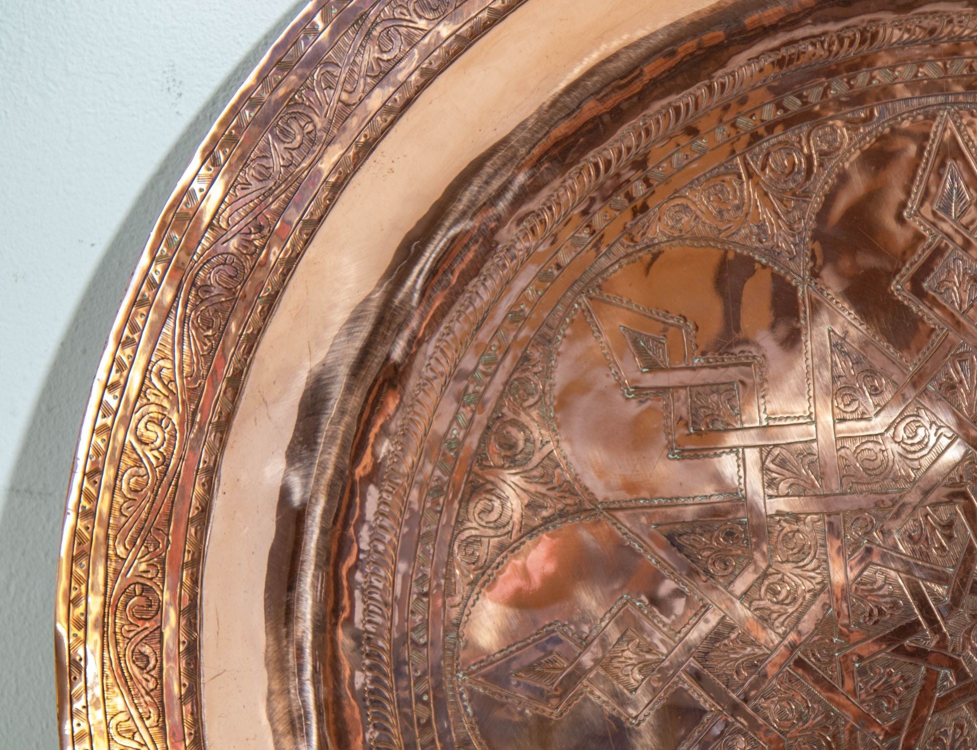 1920s Antique Hand Tooled Oversized Moroccan Metal Copper Tray 31 in. D.