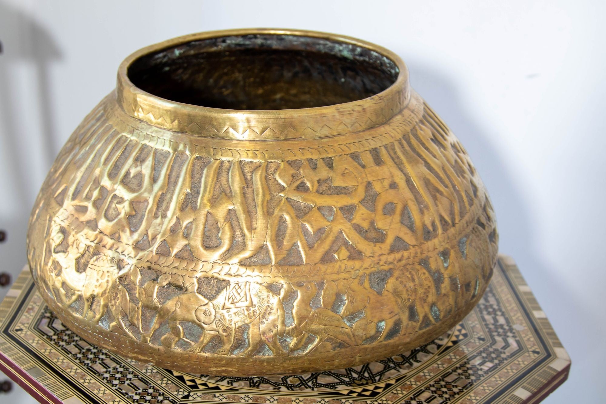 Large Islamic Brass Vessel Egyptian Moorish Round Brass Polished Bowl 19th c.