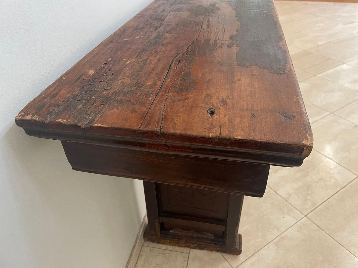 19th Century Chinese Elm Console Table with Hand-Carved Ruyi Motifs — detail view 13
