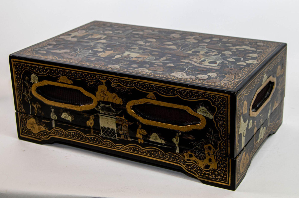 Large Chinoiserie Rectangular Black Lacquered Gilt Painted Covered Box 1950s — additional view 13