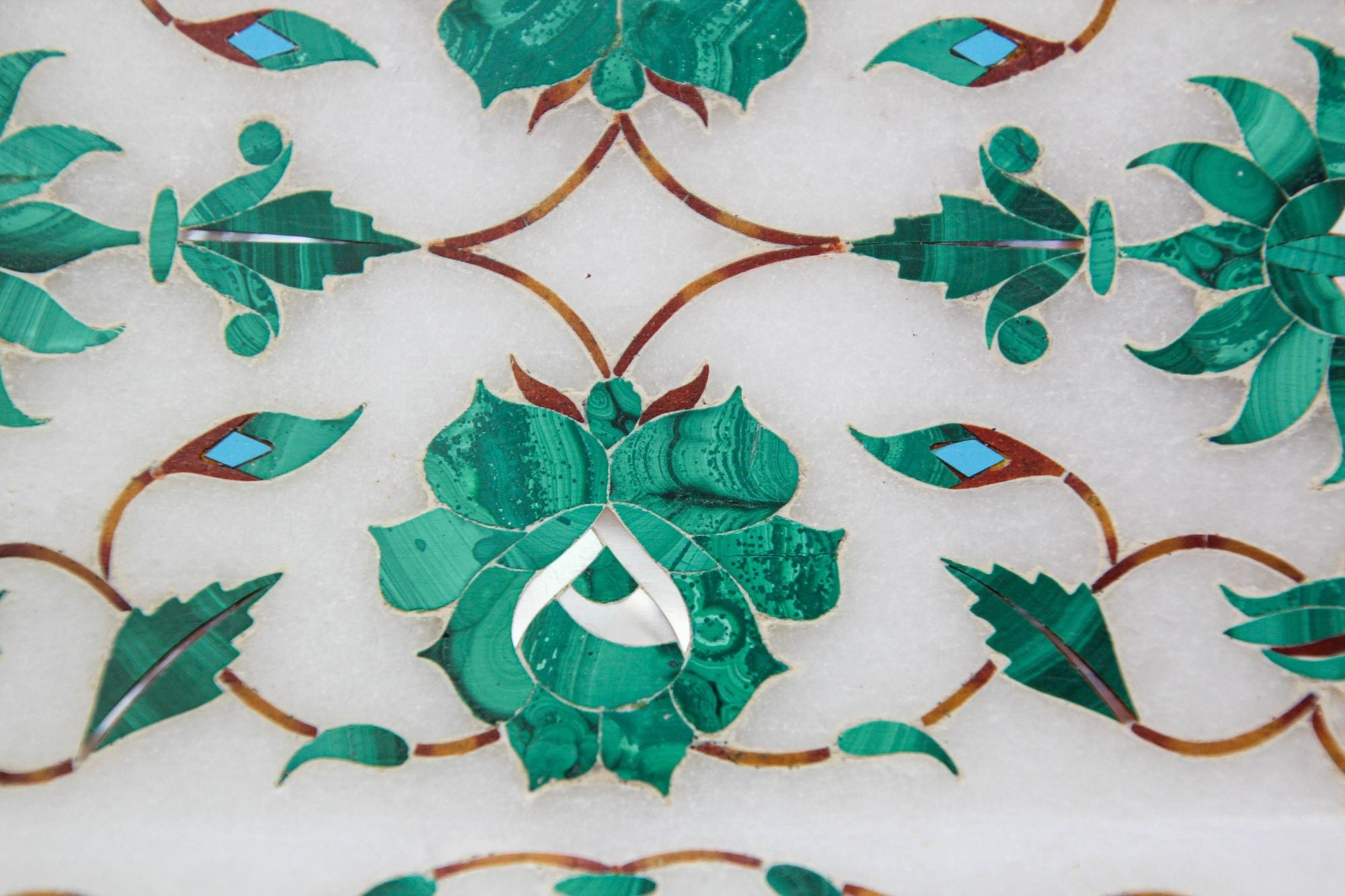 Pietra Dura White Mosaic Inlaid Marble Dish Handcrafted Agra India 1950