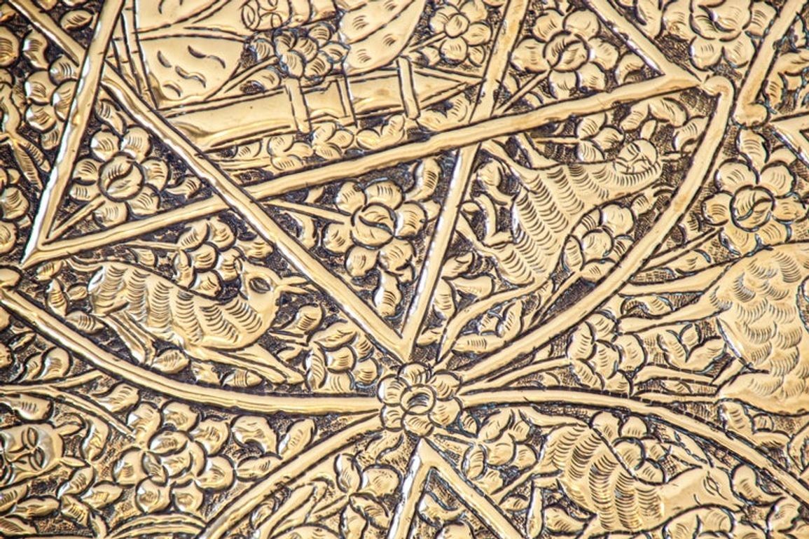 Large Antique Decorative Indo-Persian Mughal Hammered Brass Tray 19th c.