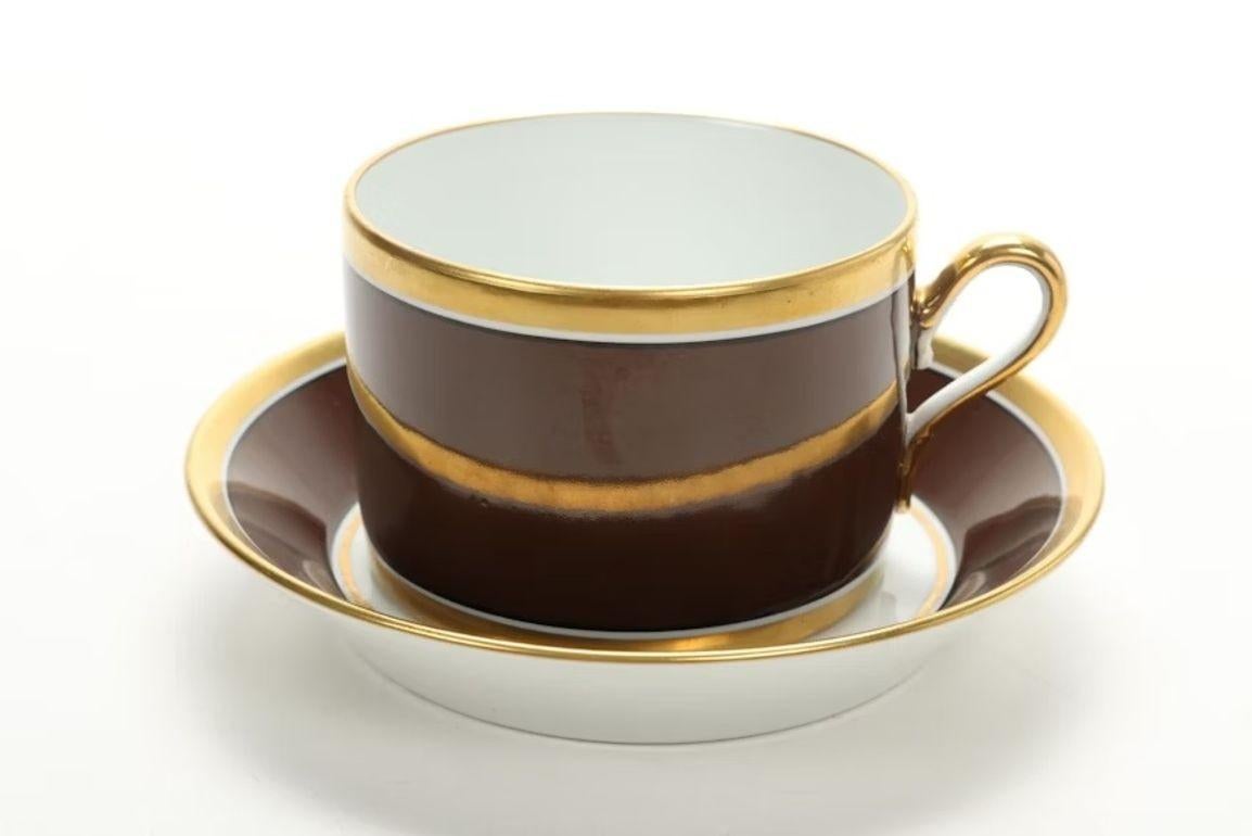 Richard Ginori Brown & Gold Trimmed Dinnerware Service Of 93 Pieces — detail view 14