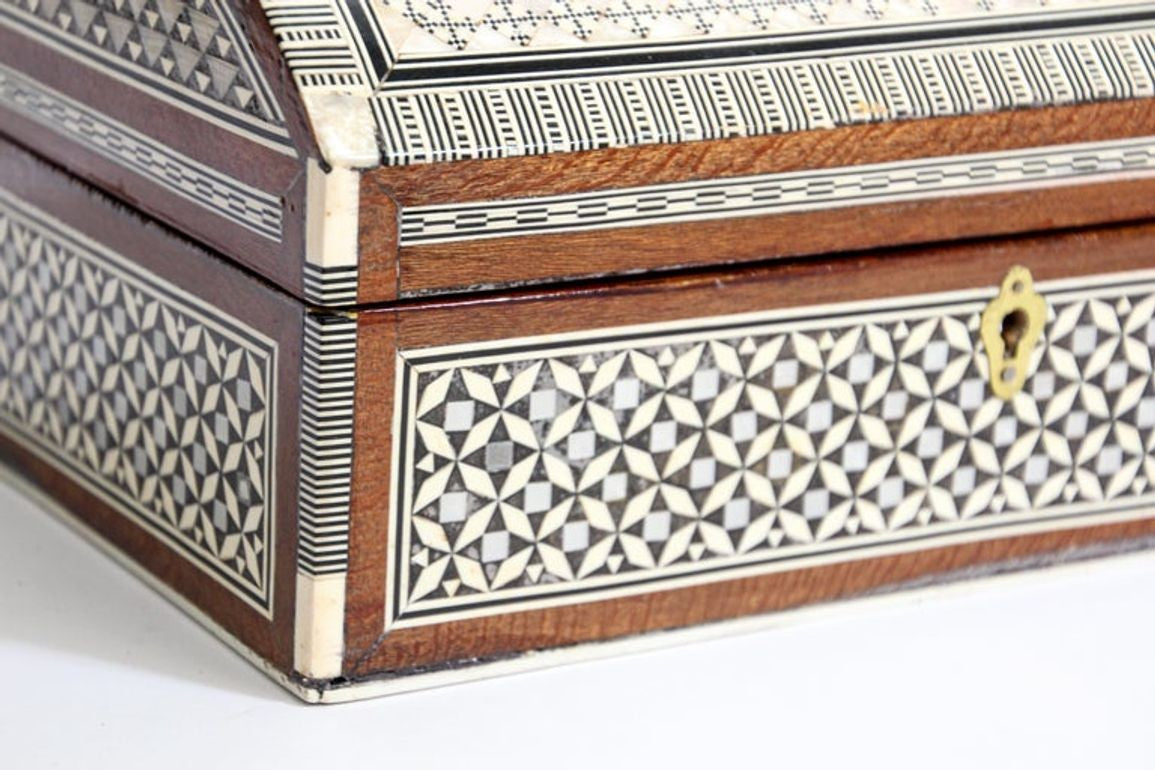 Handcrafted Middle Eastern Sadeli Jewelry Box