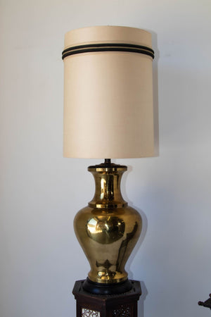 Polished Brass Large Scale Hollywood Regency Moroccan Urn Table Lamp 1950's