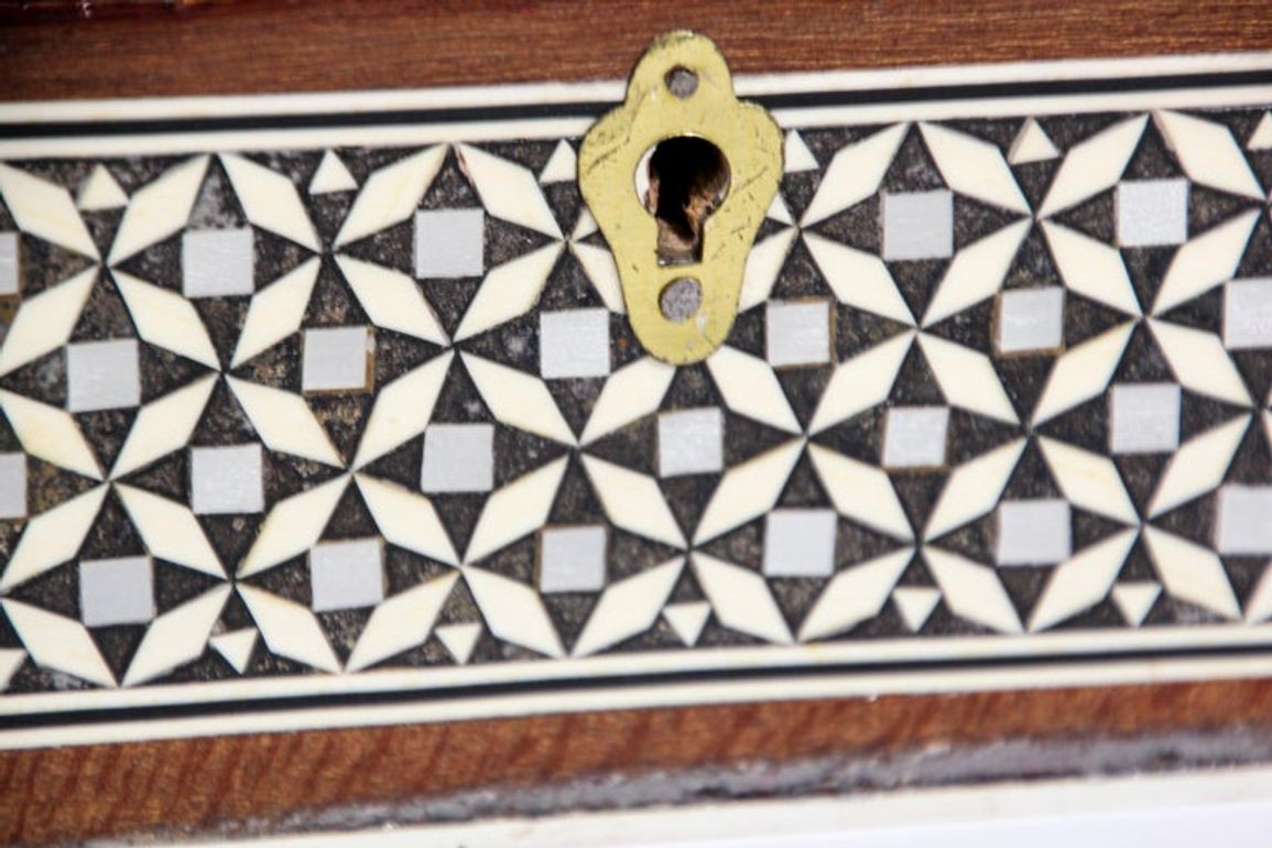 Handcrafted Middle Eastern Sadeli Jewelry Box