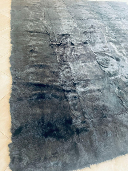 Minotti Alps Rug, Black Sheepskin, Hand-Crafted, Modern Design, Italy – view 16