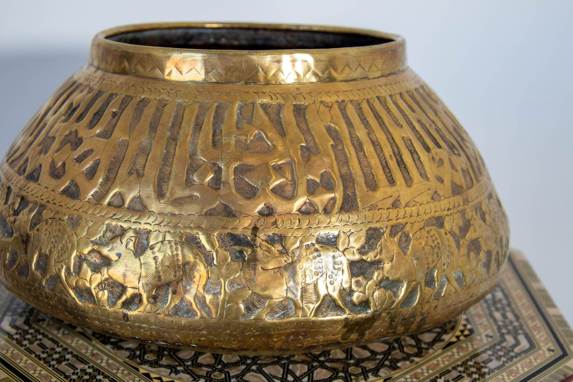 Large Islamic Brass Vessel Egyptian Moorish Round Brass Polished Bowl 19th c.