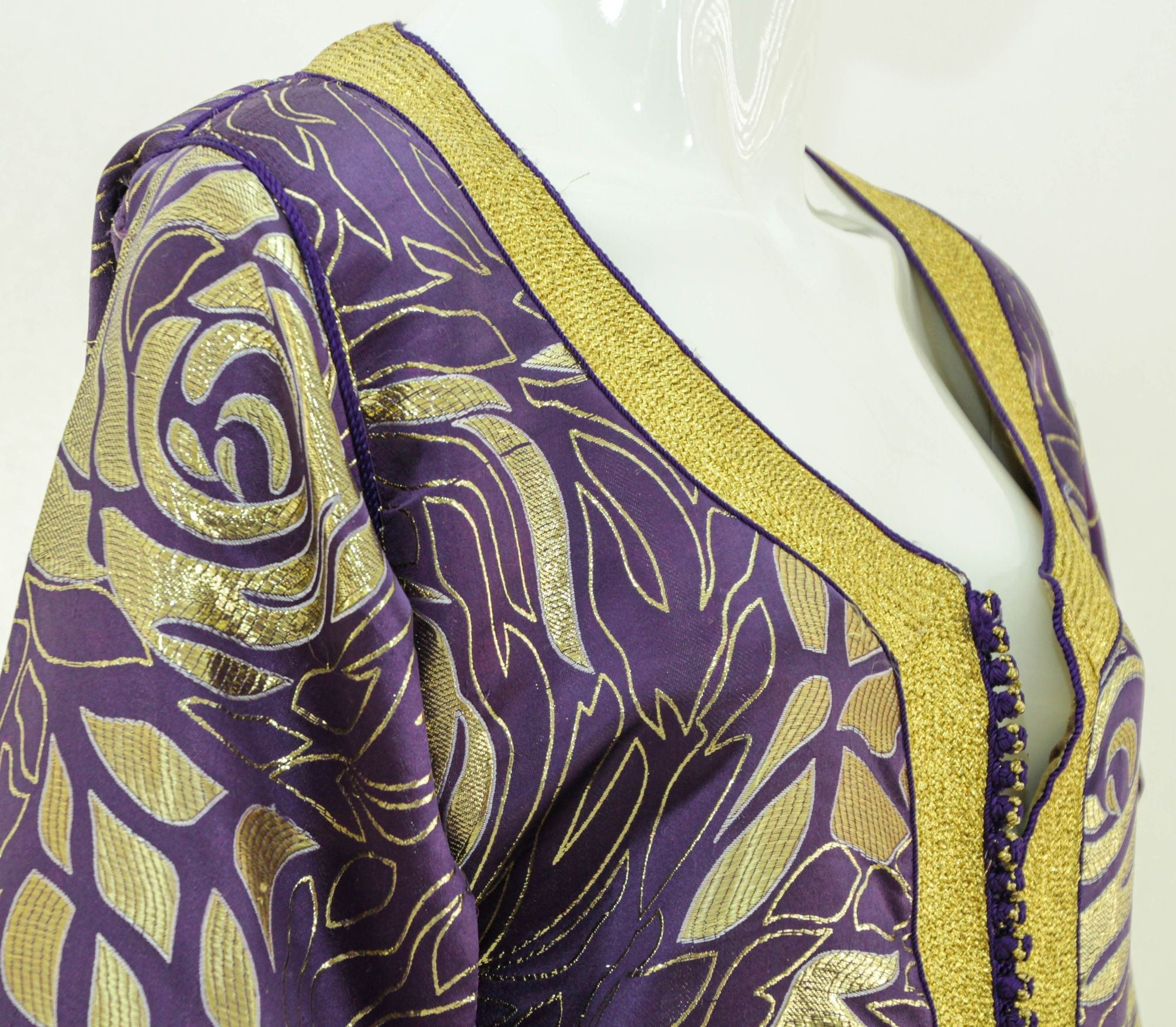 Moroccan Caftan Purple and Gold Damask Embroidered Vintage Kaftan 1960s