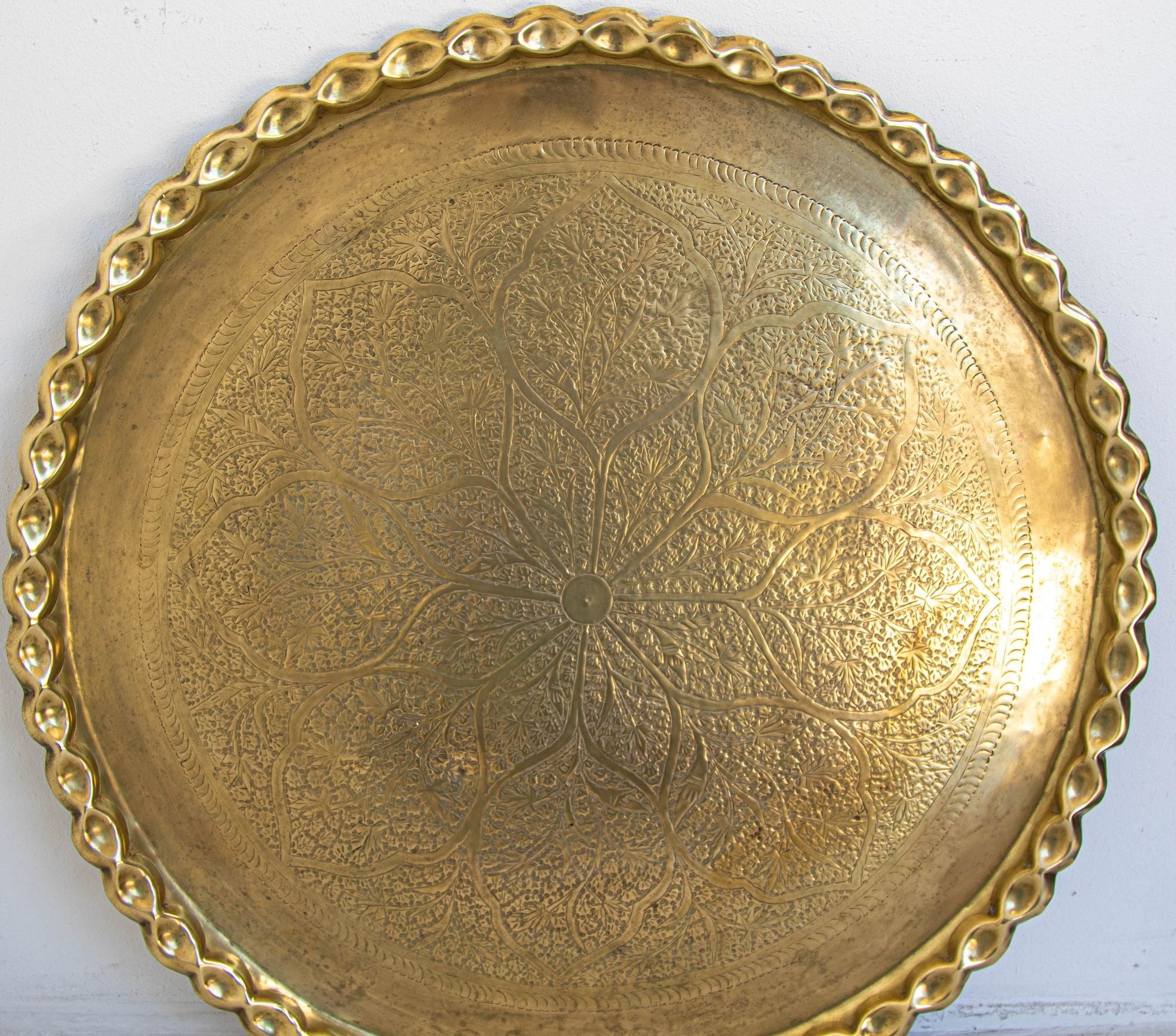 Antique Islamic Mughal Rajasthani Large Moorish Round Brass Tray with Crest Edges 30 in.