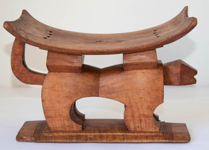 Antique Ghanian Ashanti Style Stool with Leopard Carved, Africa — additional view 18