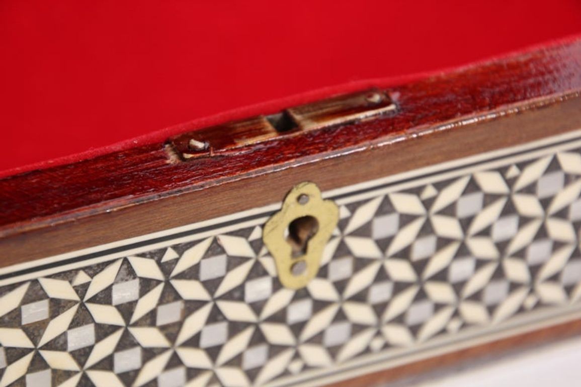 Handcrafted Middle Eastern Sadeli Jewelry Box