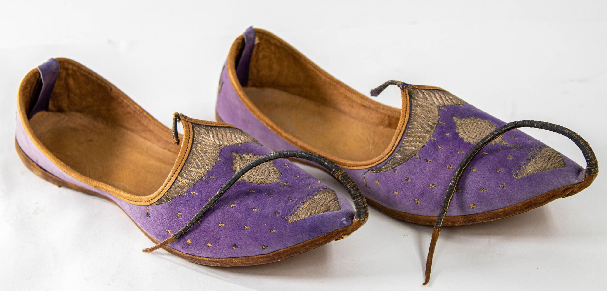 Antique Leather Purple Velvet Suede Mughal Raj Moorish Shoes Gold Embroidered