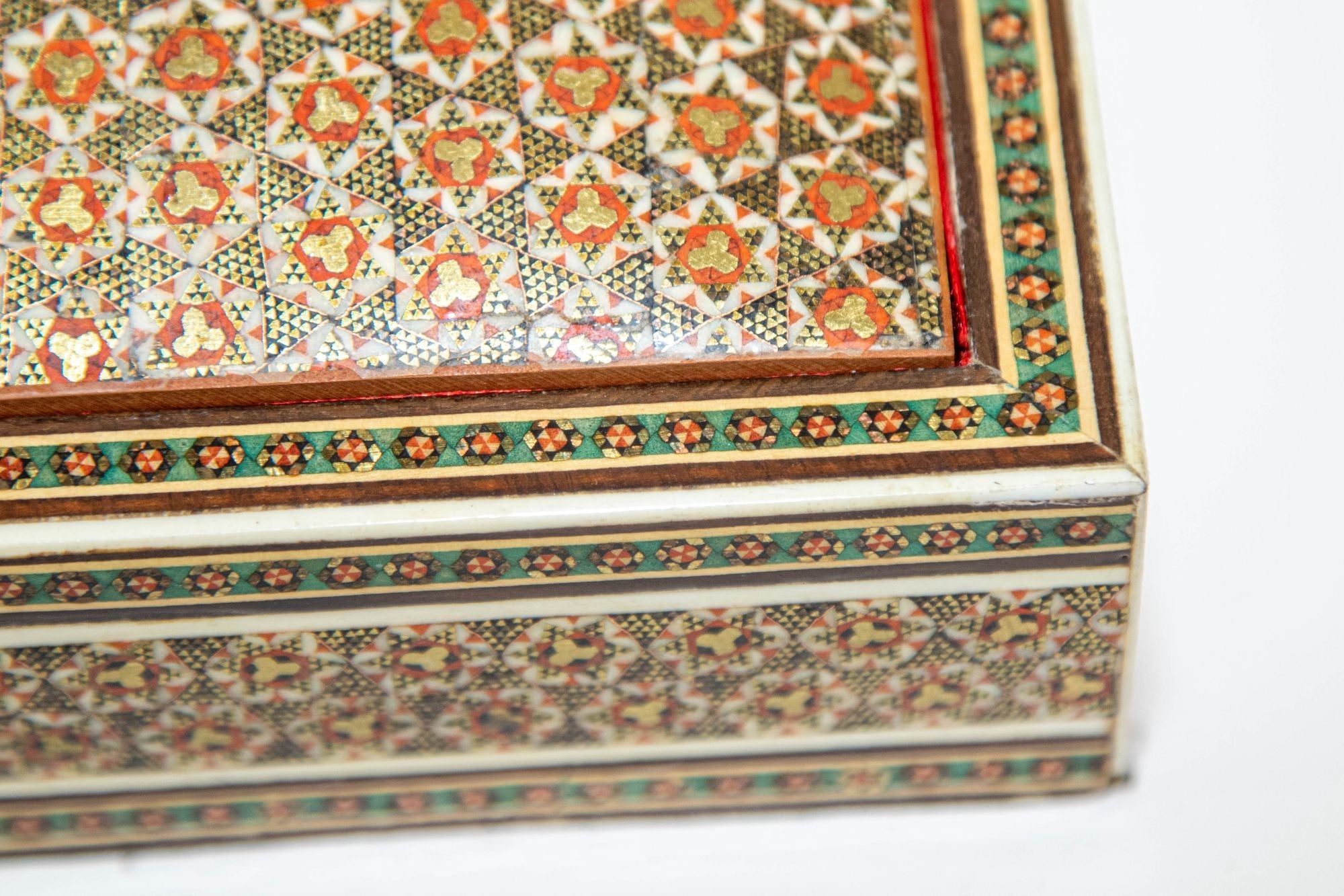 1950s Anglo Indian Style Micro Mosaic Inlaid Jewelry Box