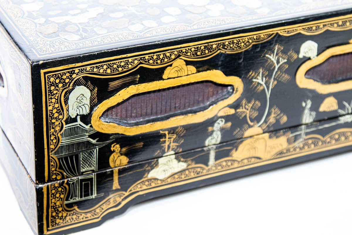 Large Chinoiserie Rectangular Black Lacquered Gilt Painted Covered Box 1950s — additional view 19