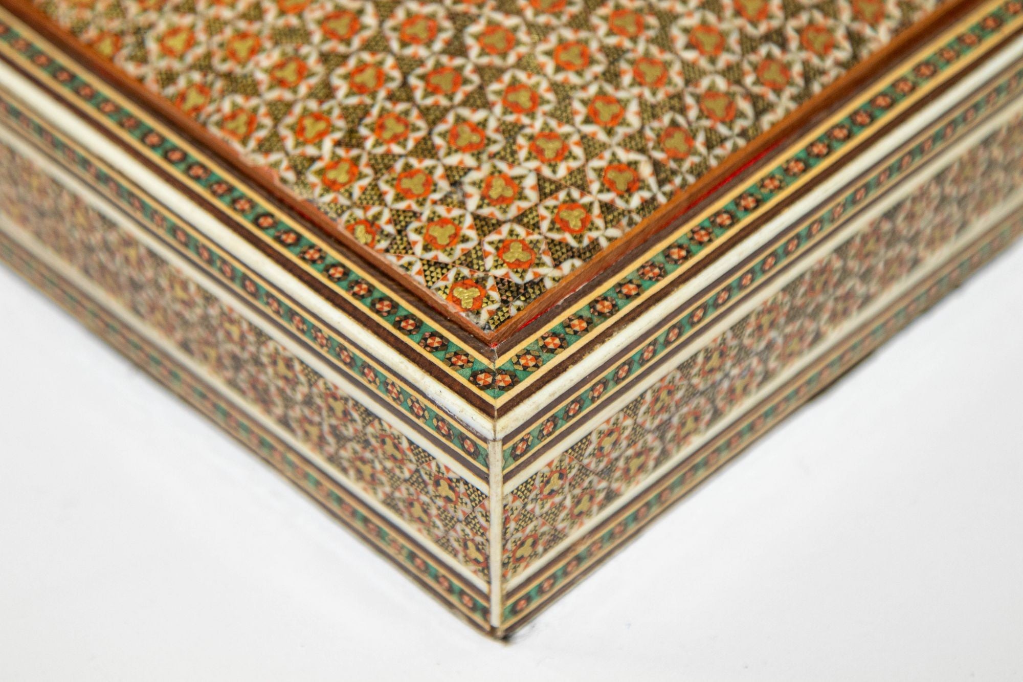 1950s Anglo Indian Style Micro Mosaic Inlaid Jewelry Box