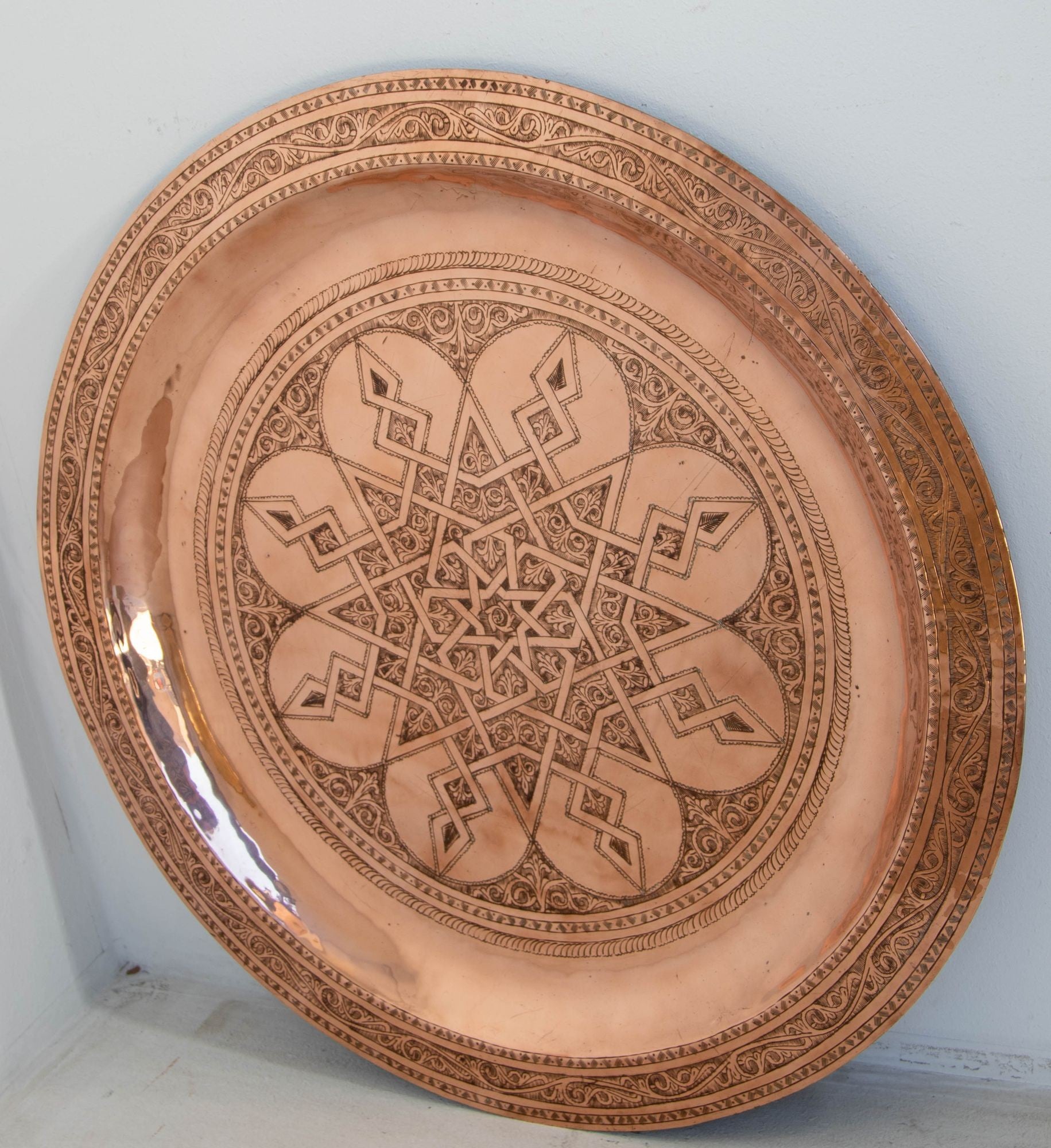 1920s Antique Hand Tooled Oversized Moroccan Metal Copper Tray 31 in. D.