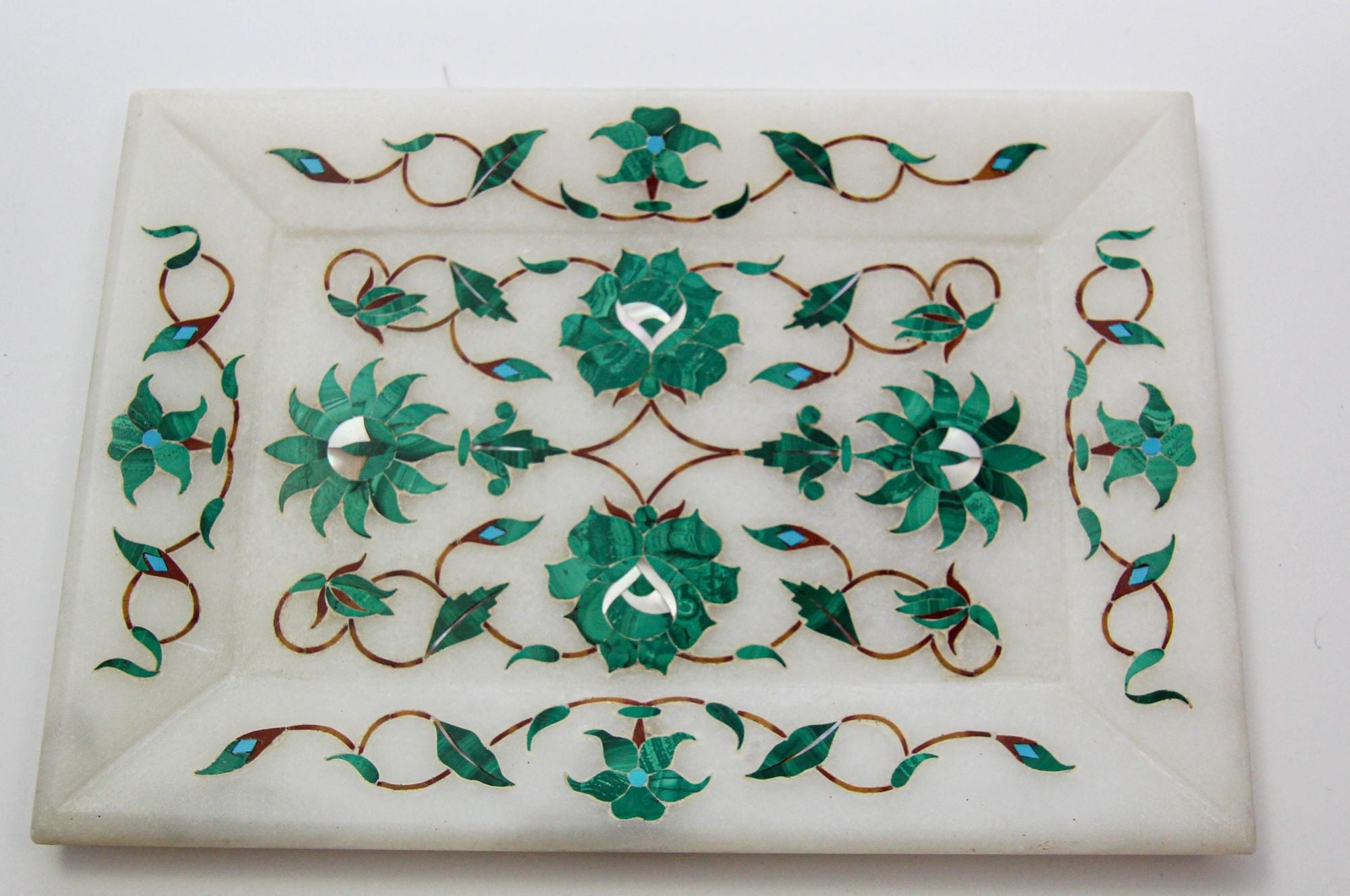 Pietra Dura White Mosaic Inlaid Marble Dish Handcrafted Agra India 1950