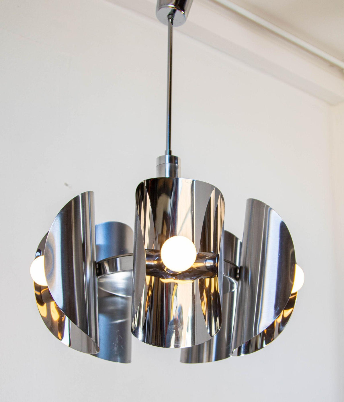 Vintage Chrome lamp Space Age Chandelier with 5 lights in Steel 1970s — Italy
