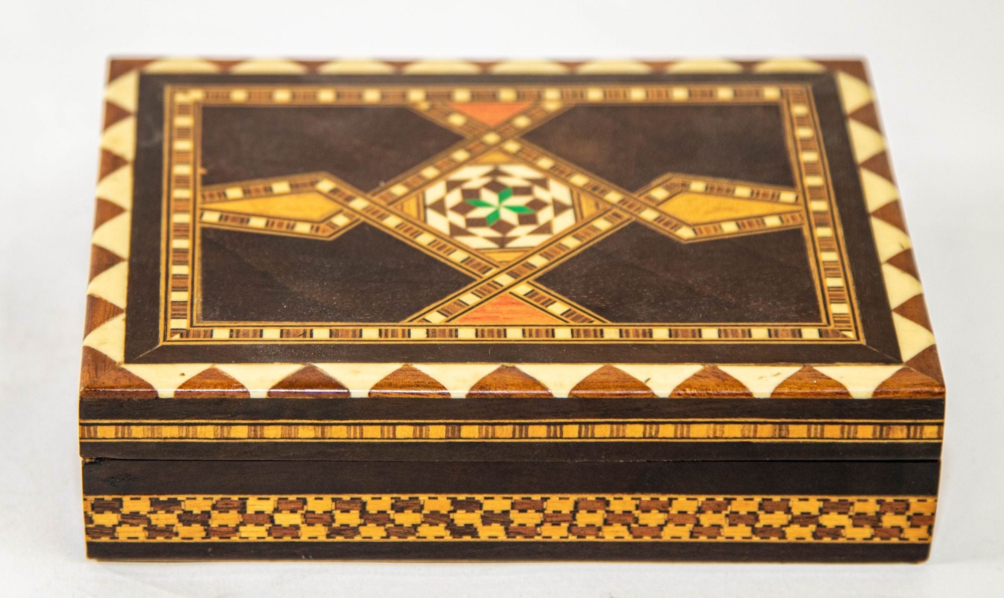 Moorish Spain Inlaid Marquetry Mosaic Box 1950's