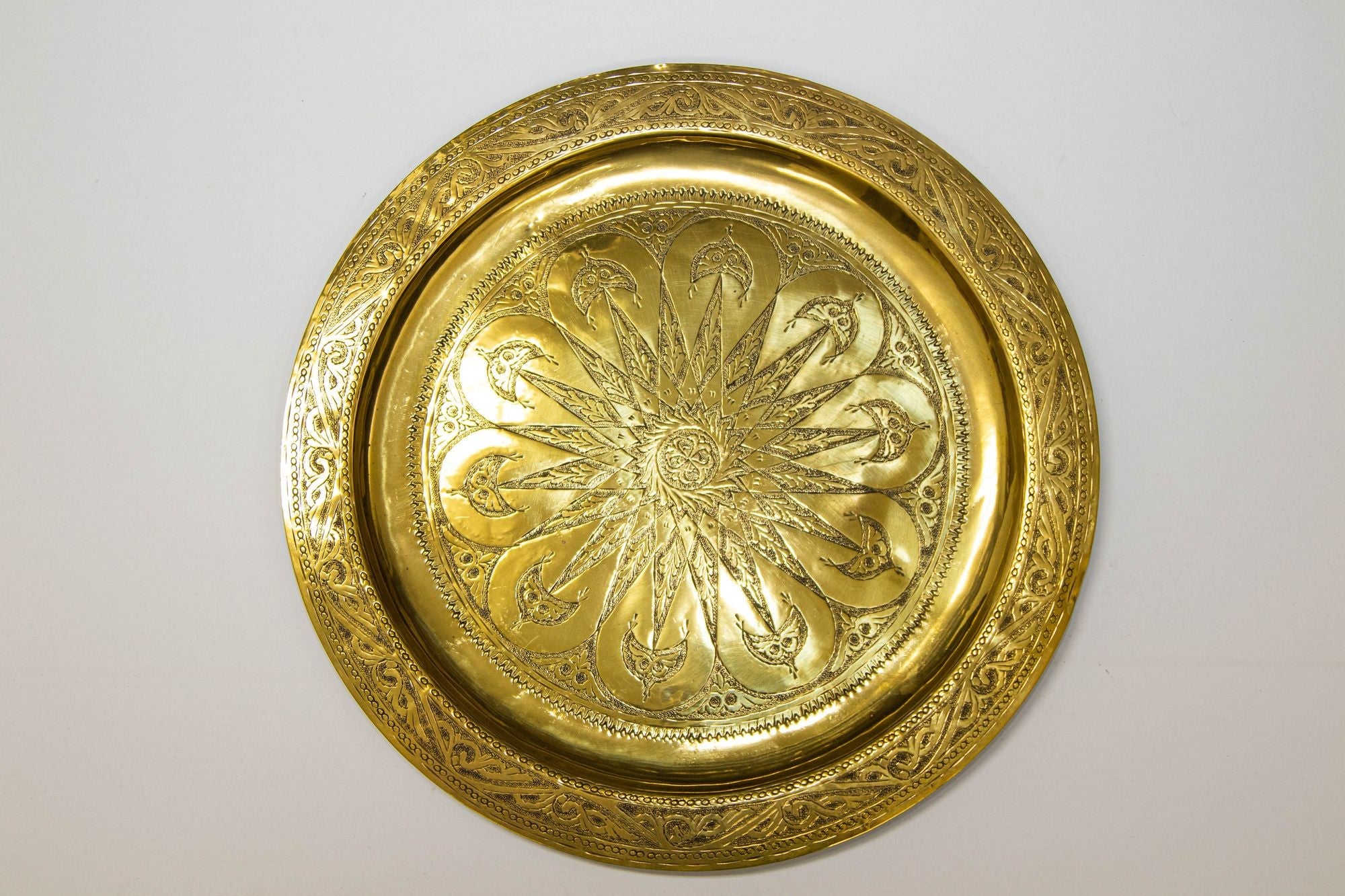 1940s Moroccan Brass Tray Collectible Islamic Polished Metal Work Platter 13.5 D