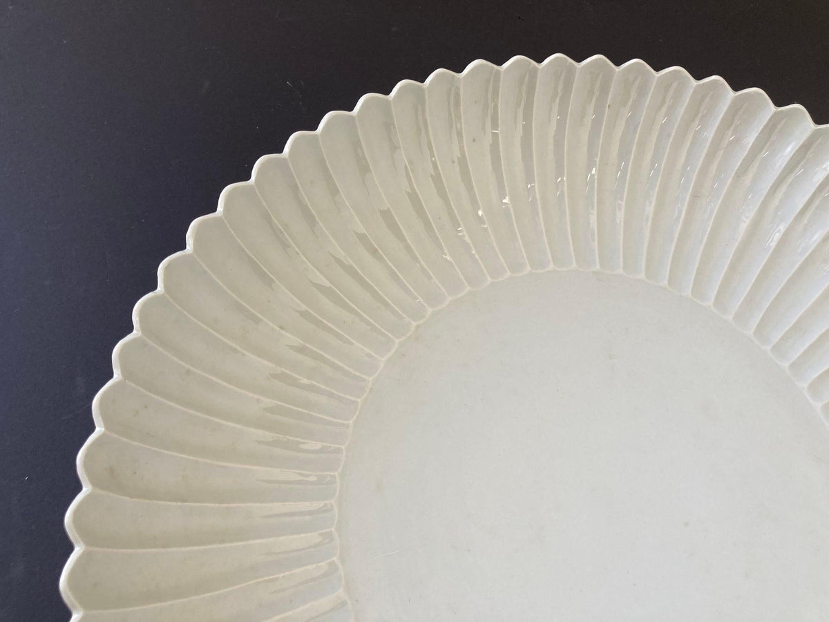 Chinese Asian White Ceramic Platter Bowl Scalloped Huge Heavy 17 in. D. — additional view 3