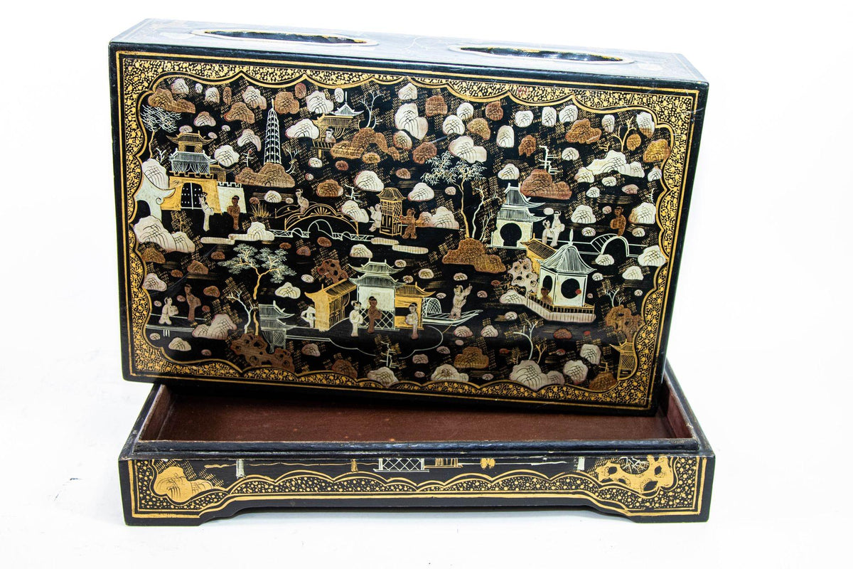 Large Chinoiserie Rectangular Black Lacquered Gilt Painted Covered Box 1950s — additional view 3