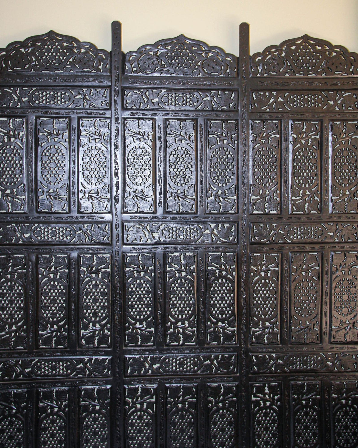 Hand-Carved Indo-Portuguese Moorish Queen Four-Poster Bed, India, 2000