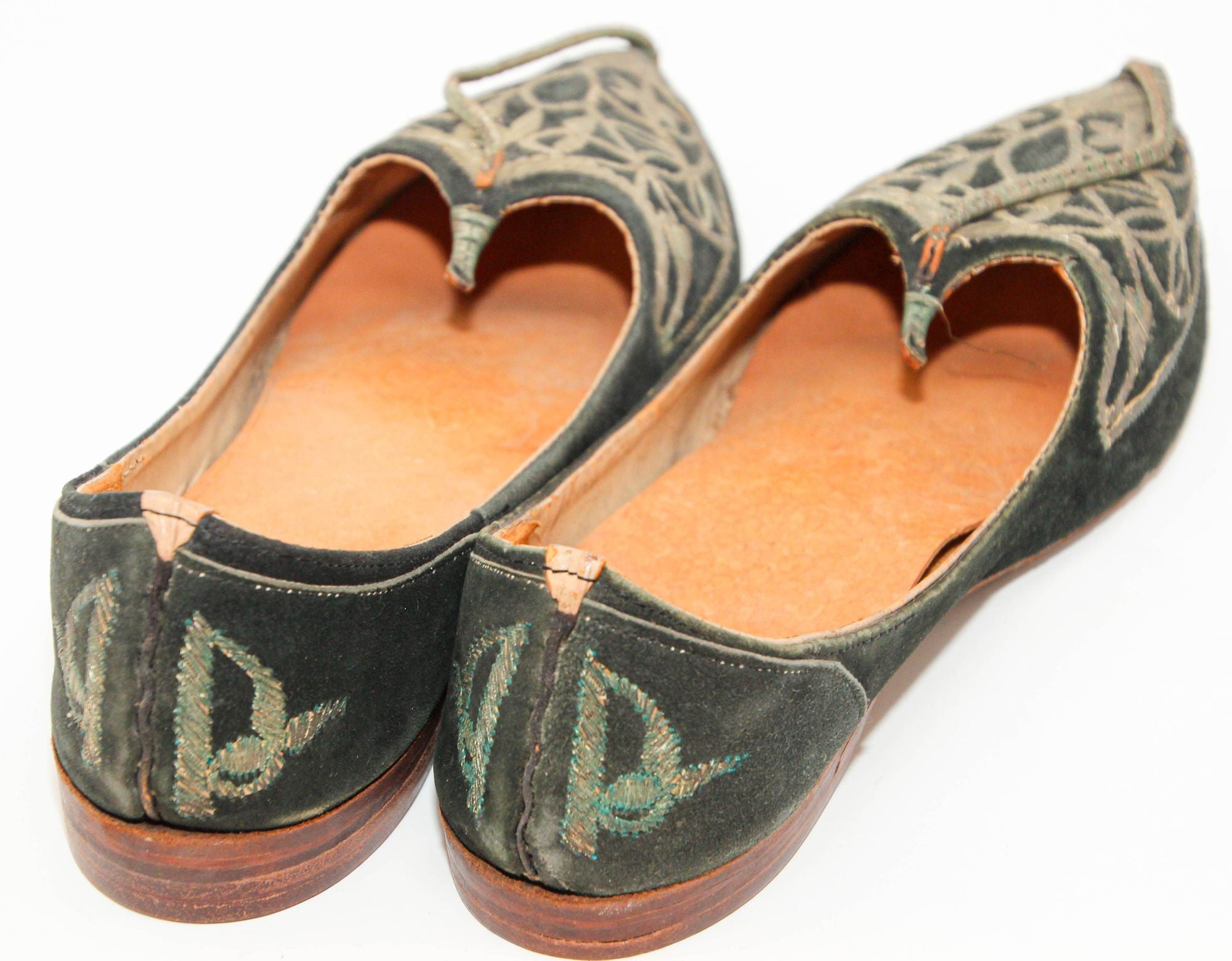 Moorish Mughal style Curled Toe Black Leather Shoes from Tony Duquette Estate