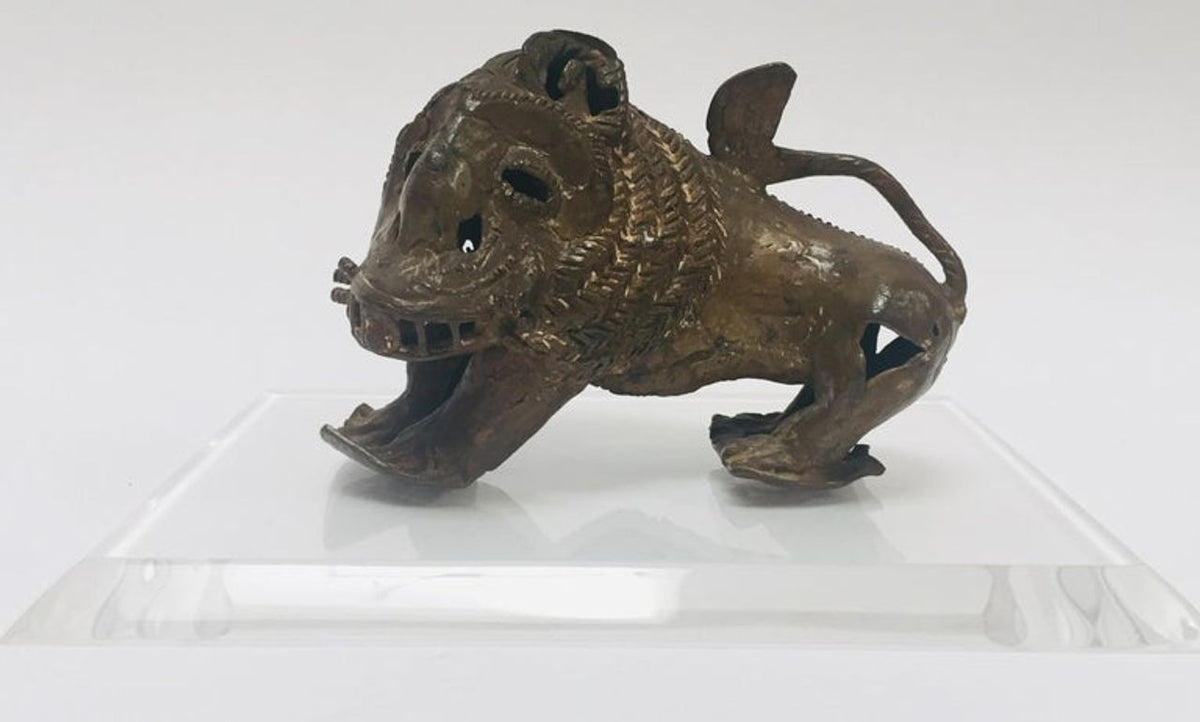 Vintage West African Cast-Brass Mythical Lion Folk Art Sculpture, circa 1960