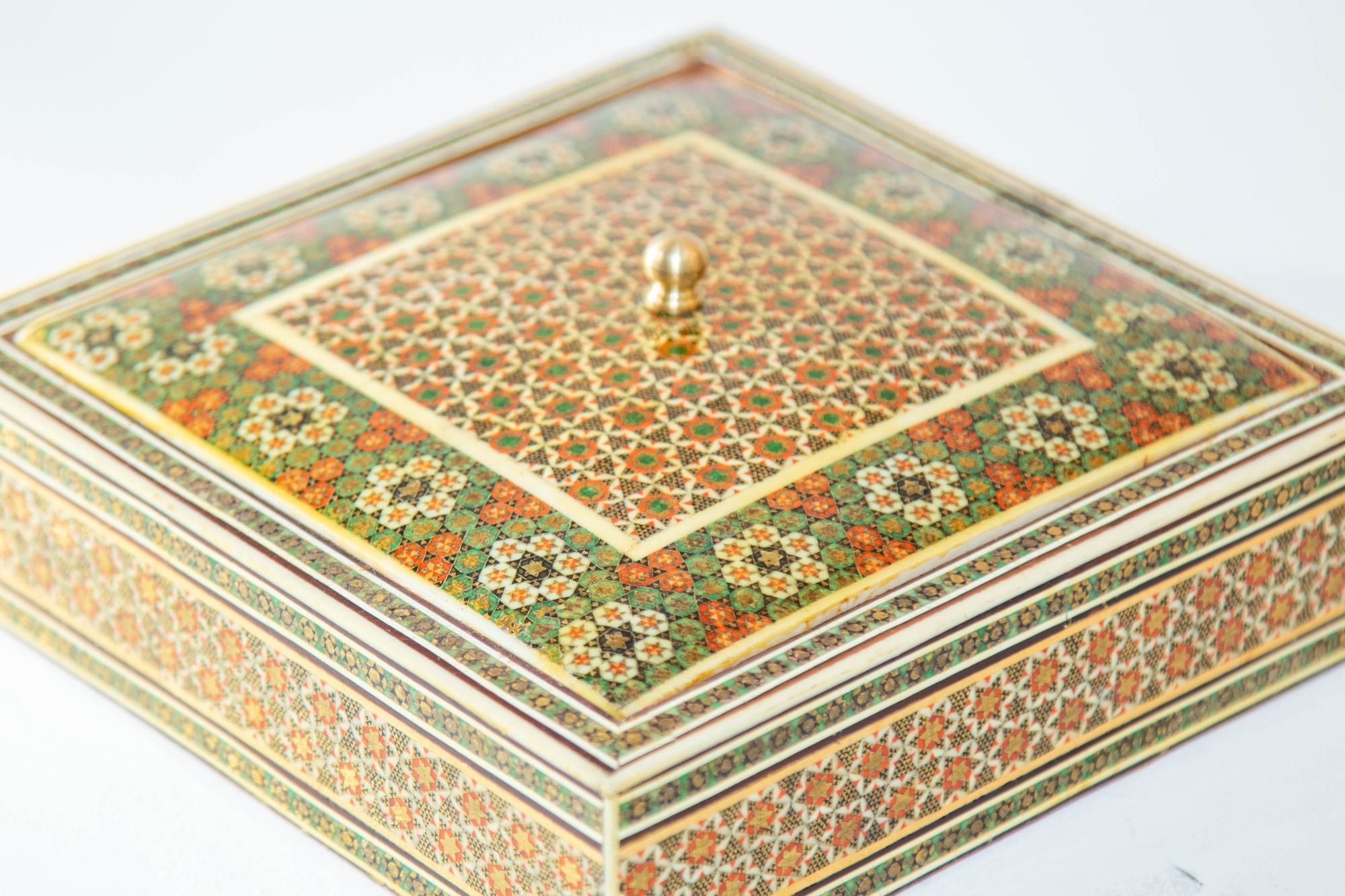 1950s Anglo Indian Micro Sadeli Mosaic Inlaid Jewelry Box