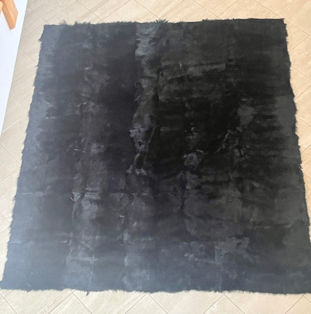 Minotti Alps Rug, Black Sheepskin, Hand-Crafted, Modern Design, Italy – view 4