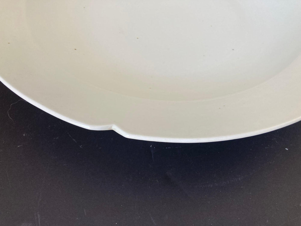 Chinese Asian White Ceramic Platter Bowl Scalloped Rim Huge Heavy 18.25 in. D. — additional view 5