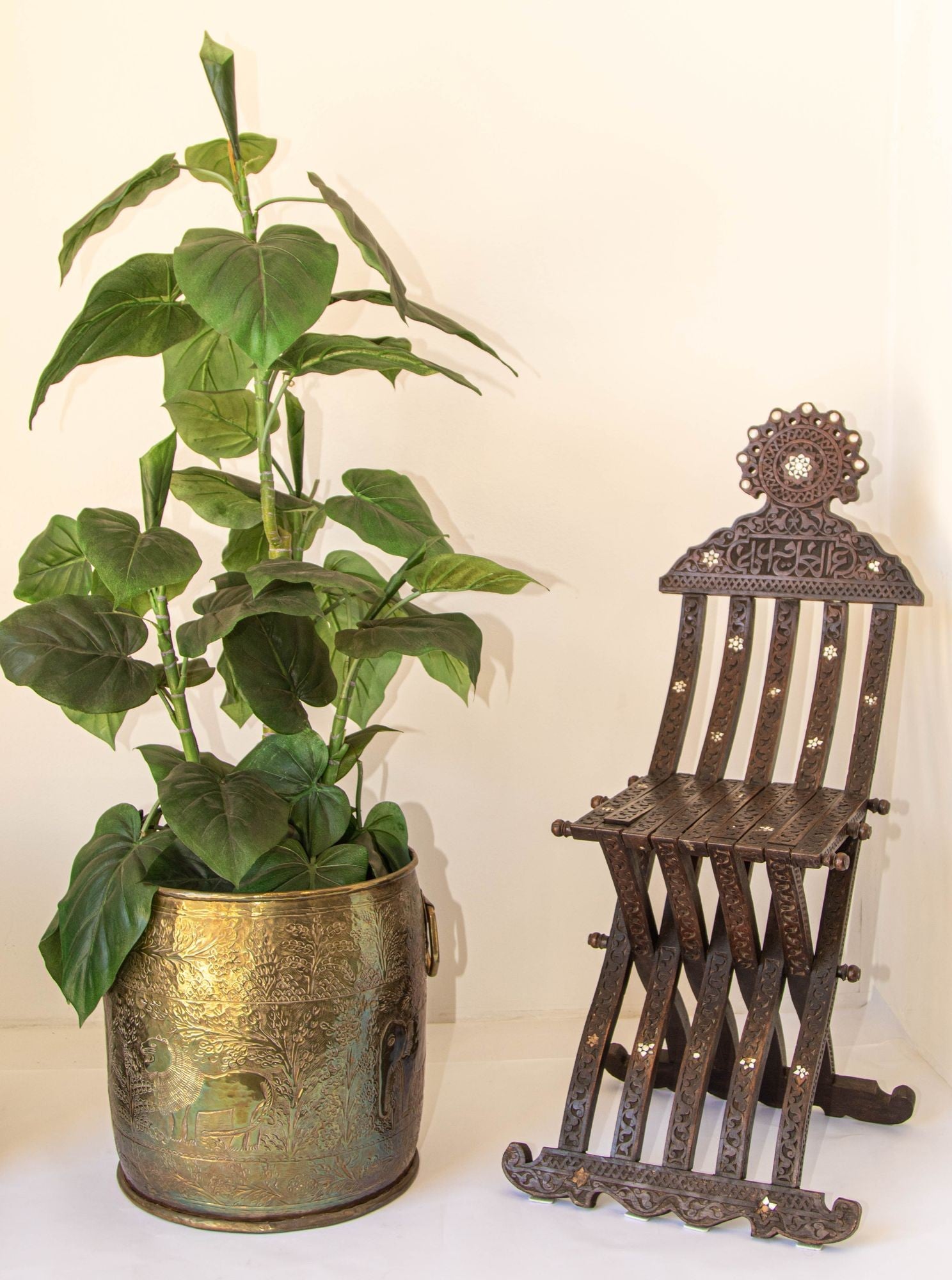 Large Vintage Polished Brass Planters Anglo Raj Hammered Jungle Design a Pair