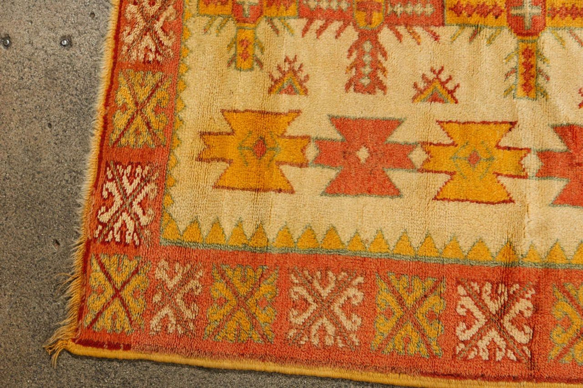 Vintage Moroccan Beni M'Guild Rug Runner, Hand-Woven Wool, 1960s