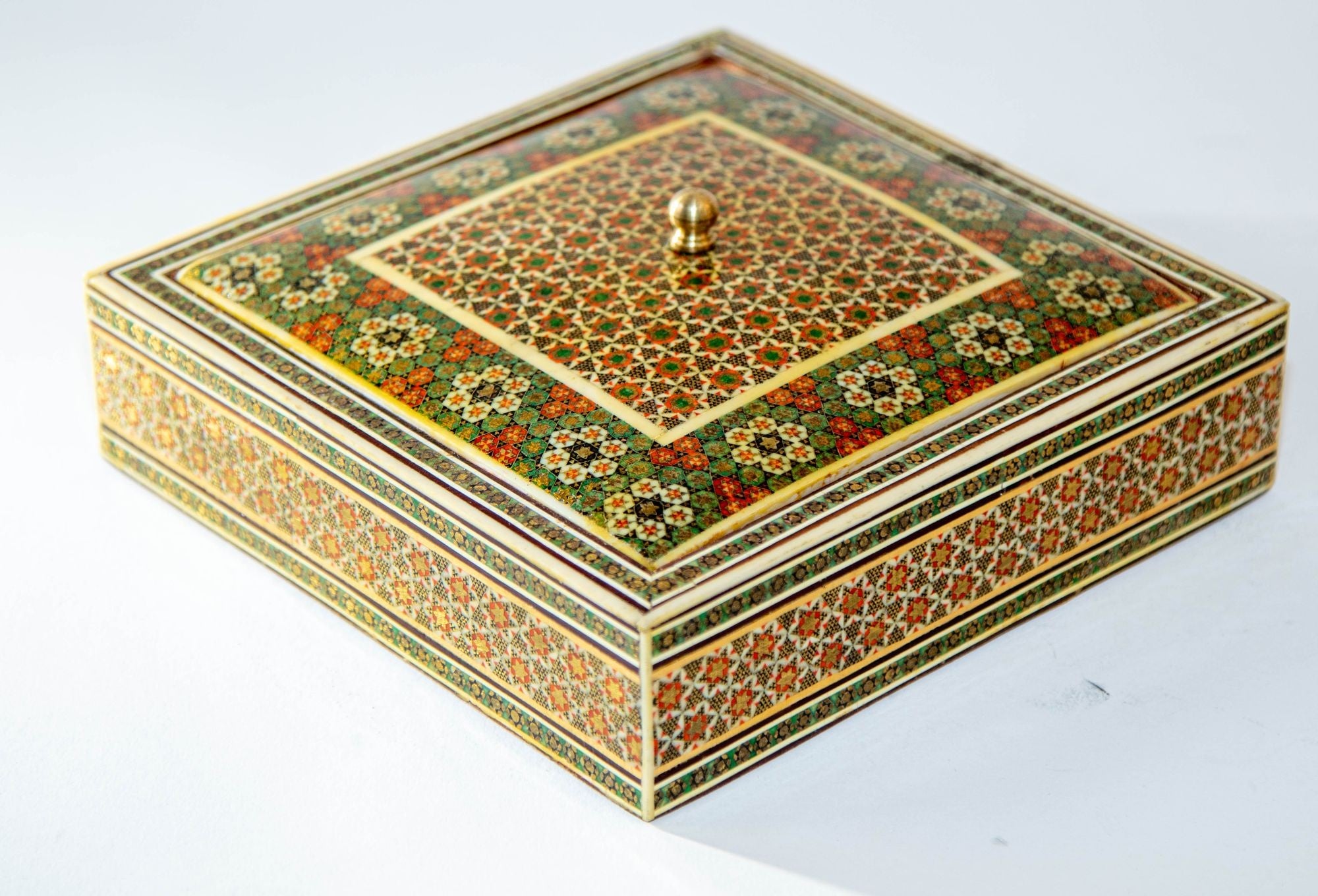 1950s Anglo Indian Micro Sadeli Mosaic Inlaid Jewelry Box