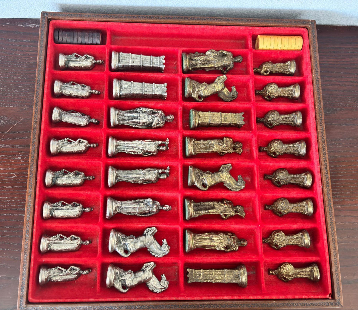 Italian Roman-Style Chess Set Cast Metal and Leather Leather Board Circa 1960 — detail view 6