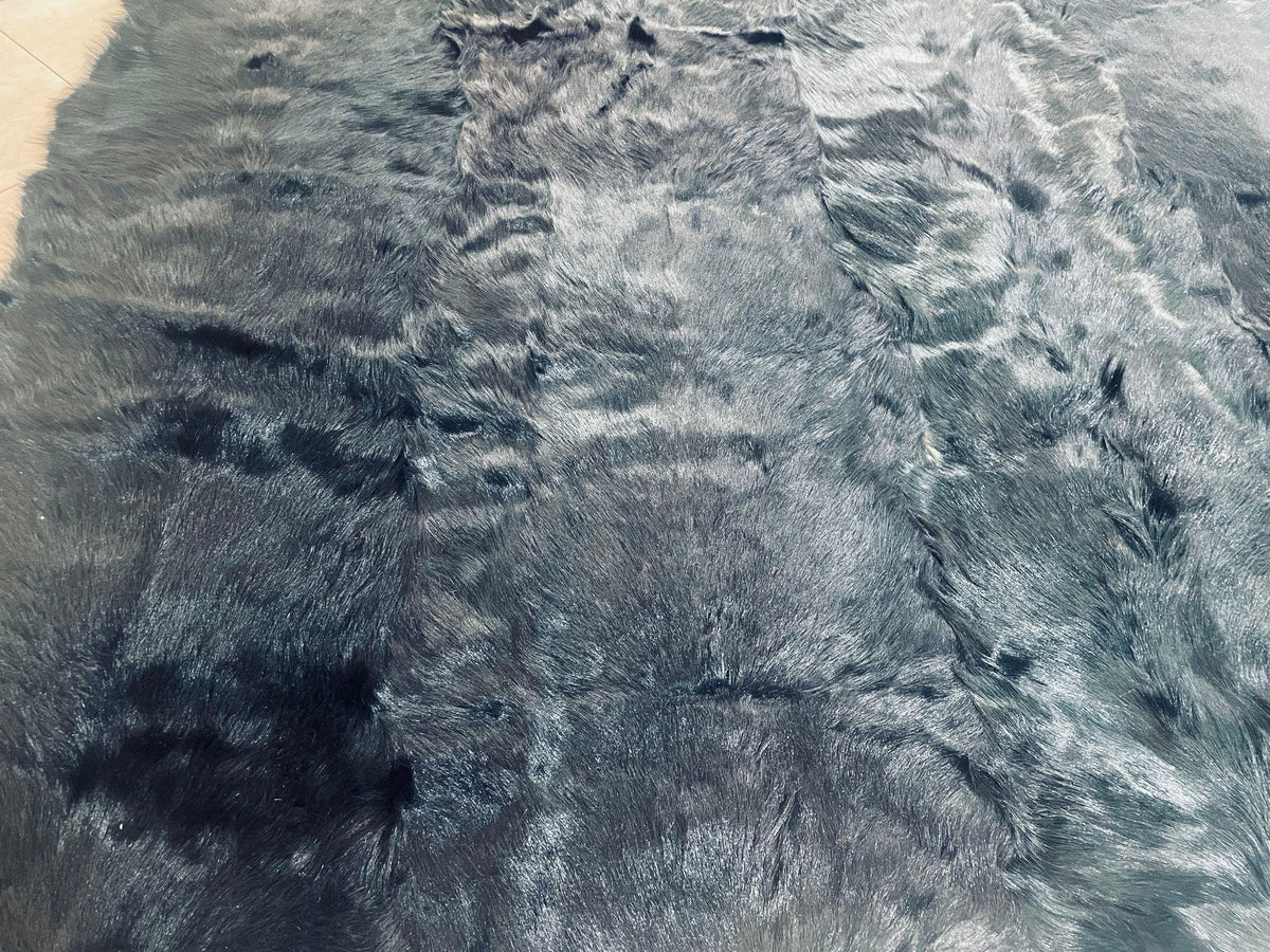 Minotti Alps Rug, Black Sheepskin, Hand-Crafted, Modern Design, Italy – view 5