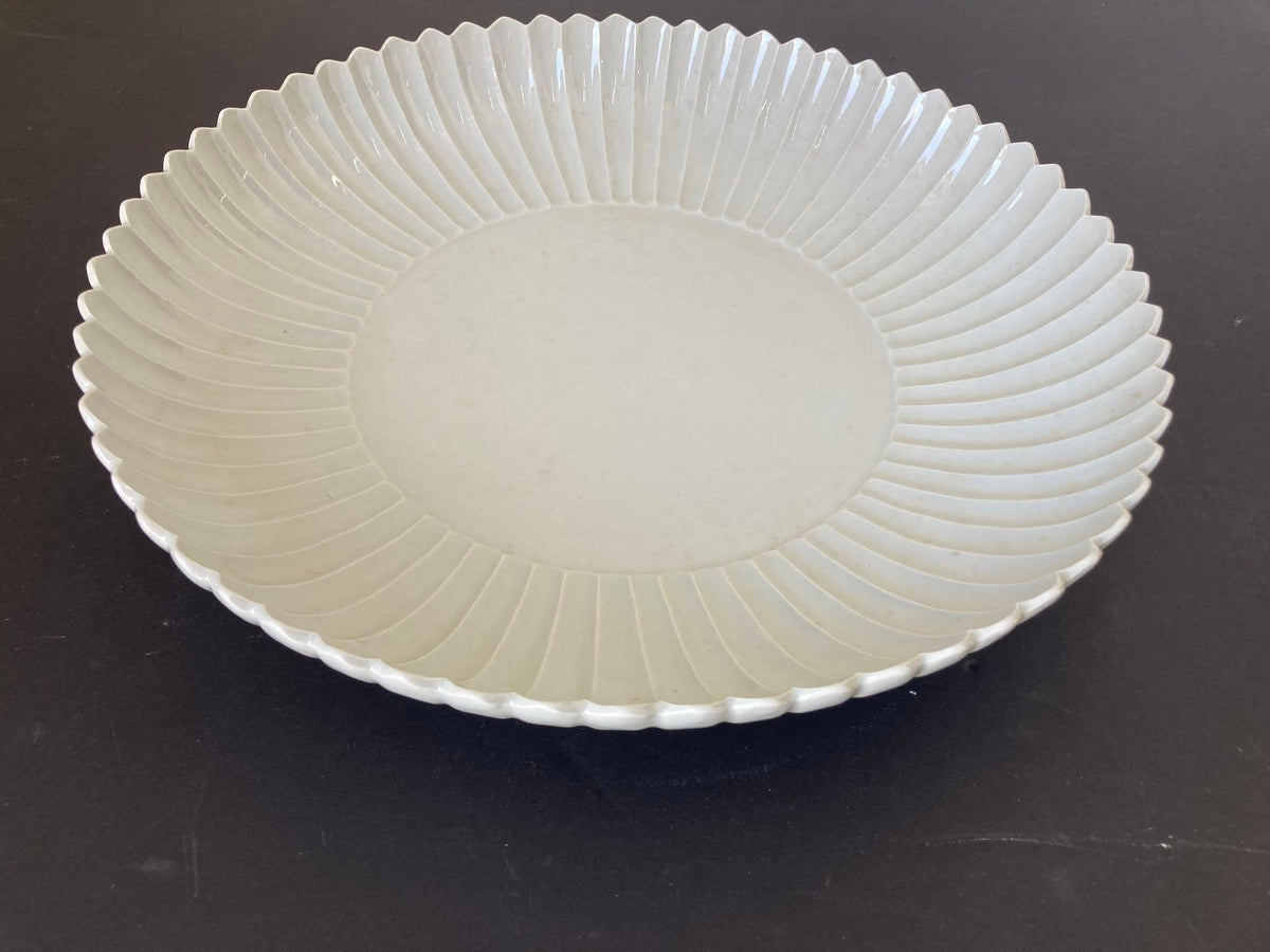Chinese Asian White Ceramic Platter Bowl Scalloped Huge Heavy 17 in. D. — additional view 5